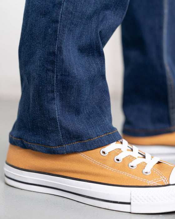 Relaxed Fit Medium Wash