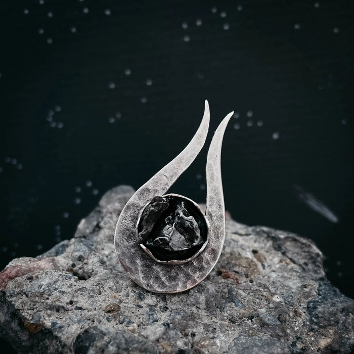 Comet Ring with Authentic Meteorite
