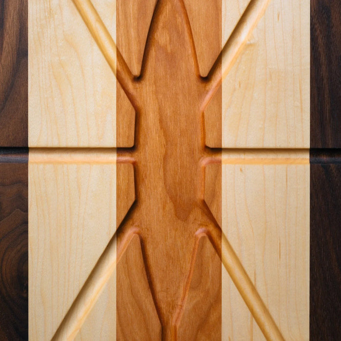 The Oval Carver
