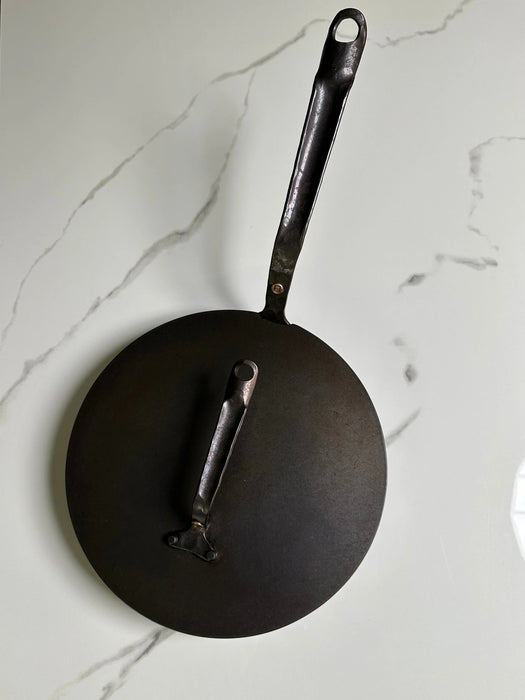 10" Hand Forged Round Carbon Steel Skillet