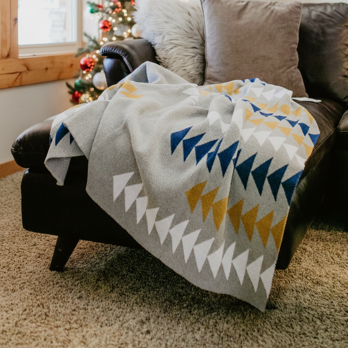 Adventure Throw