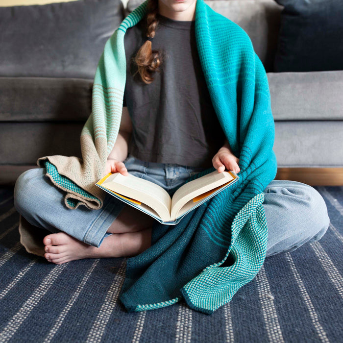 Isla Ombré Throw