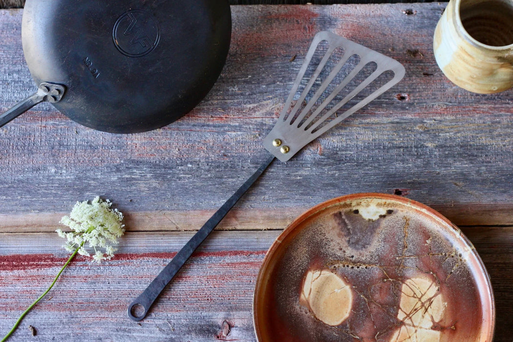 fish-spatula-made-in-usa