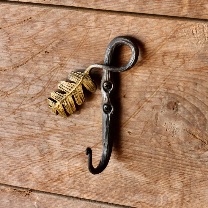 oak-leaf-hook-made-in-usa