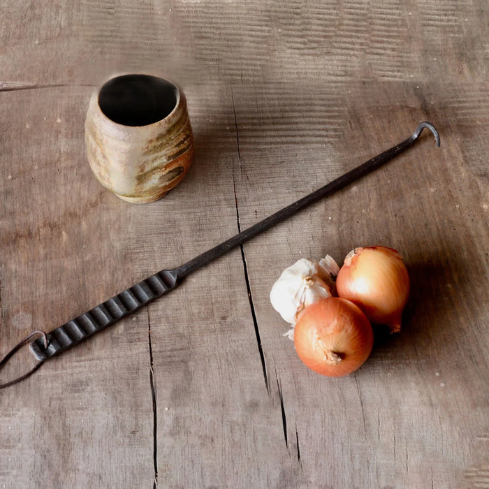 Grill-Marked Handle Pigtail Meat Flipper