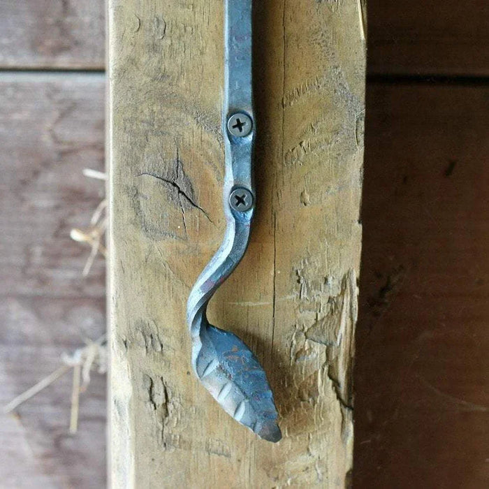 Indoor/Outdoor Plant Hanger - Leaf Design